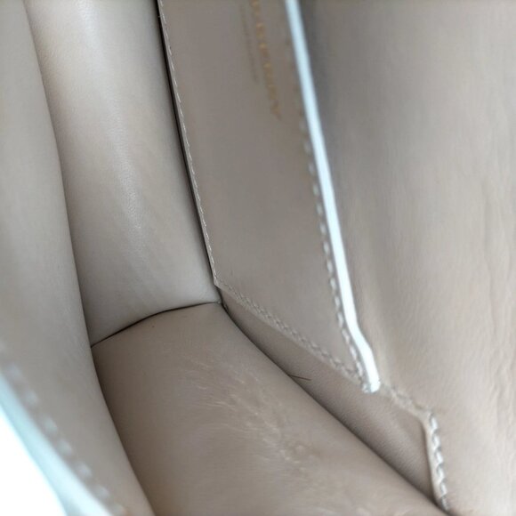 Authentic Burberry Pink Leather Crossbody Bag mn585-112525 - Picture 10 of 16